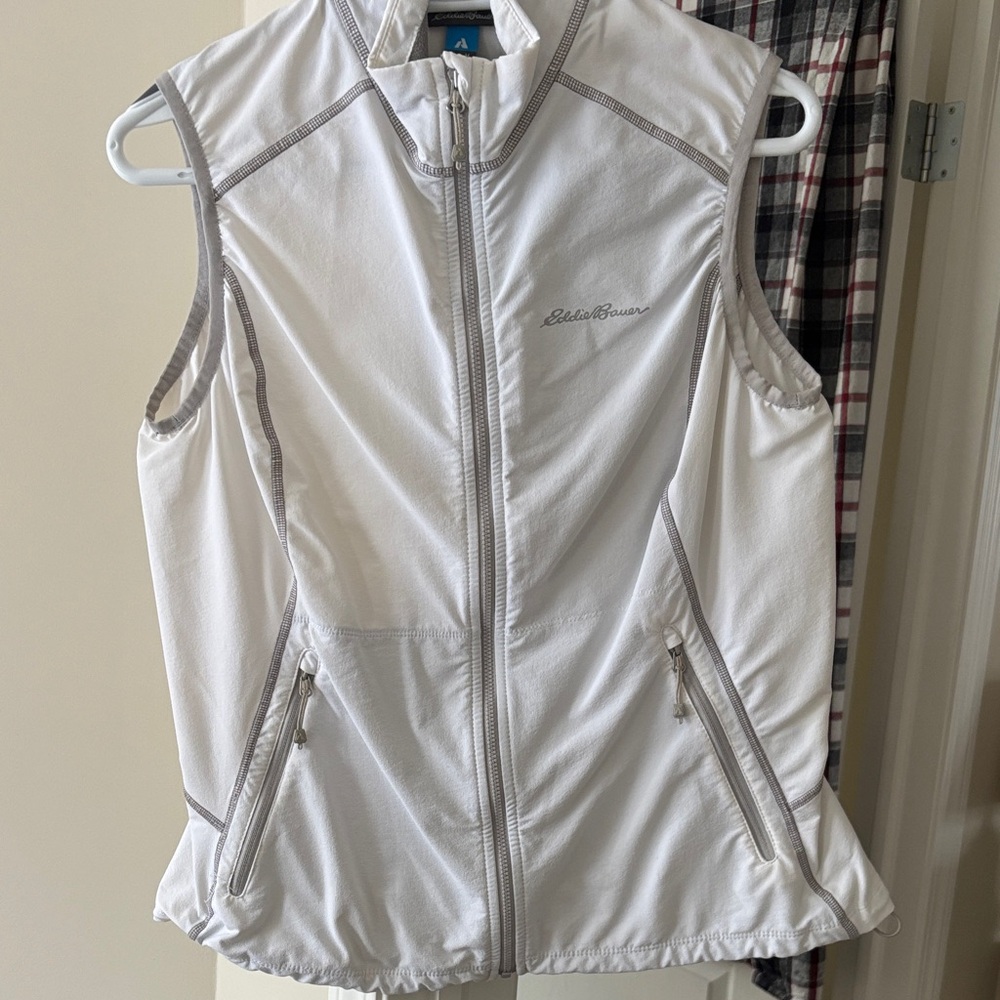 Eddie Bauer Women's Light Gray Vest